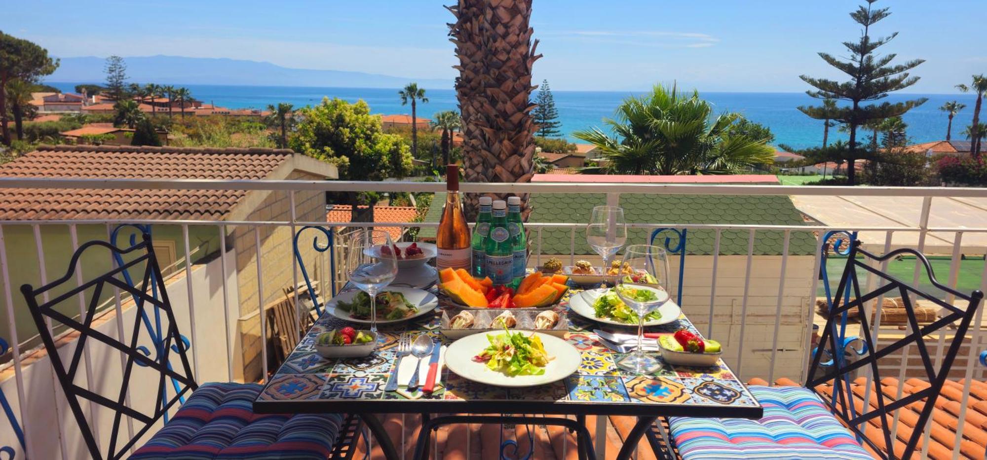 Ninfa Sul Mare Apartments 50 M E T R I Dal Mare Best Breakfast And Free Parking Capo Vaticano Εξωτερικό φωτογραφία