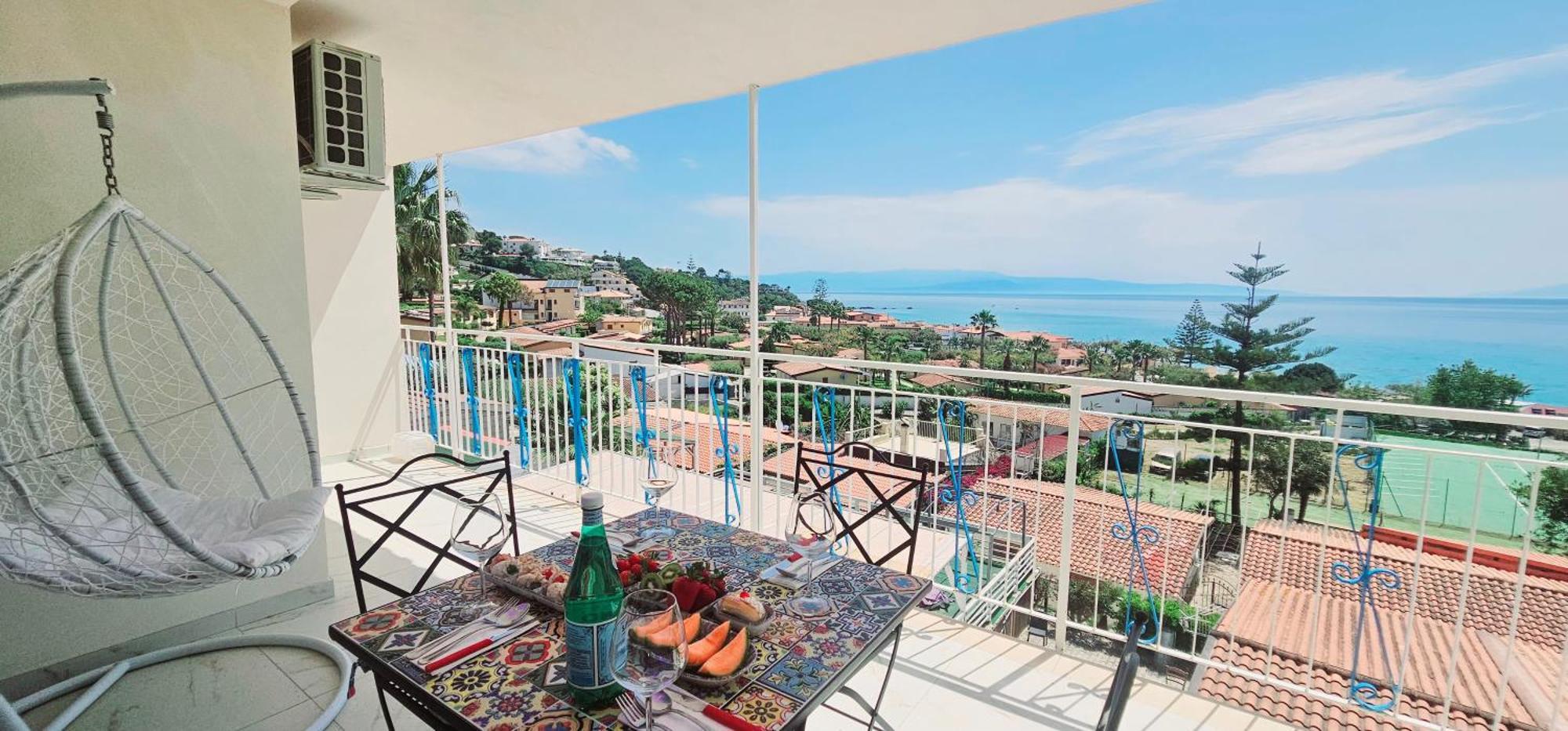 Ninfa Sul Mare Apartments 50 M E T R I Dal Mare Best Breakfast And Free Parking Capo Vaticano Εξωτερικό φωτογραφία